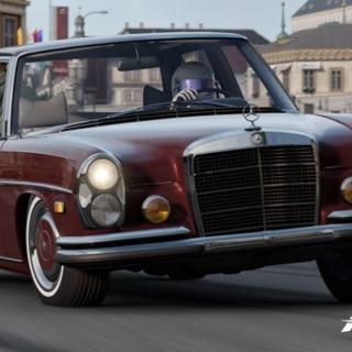 Mercedes-Benz 300 SEL